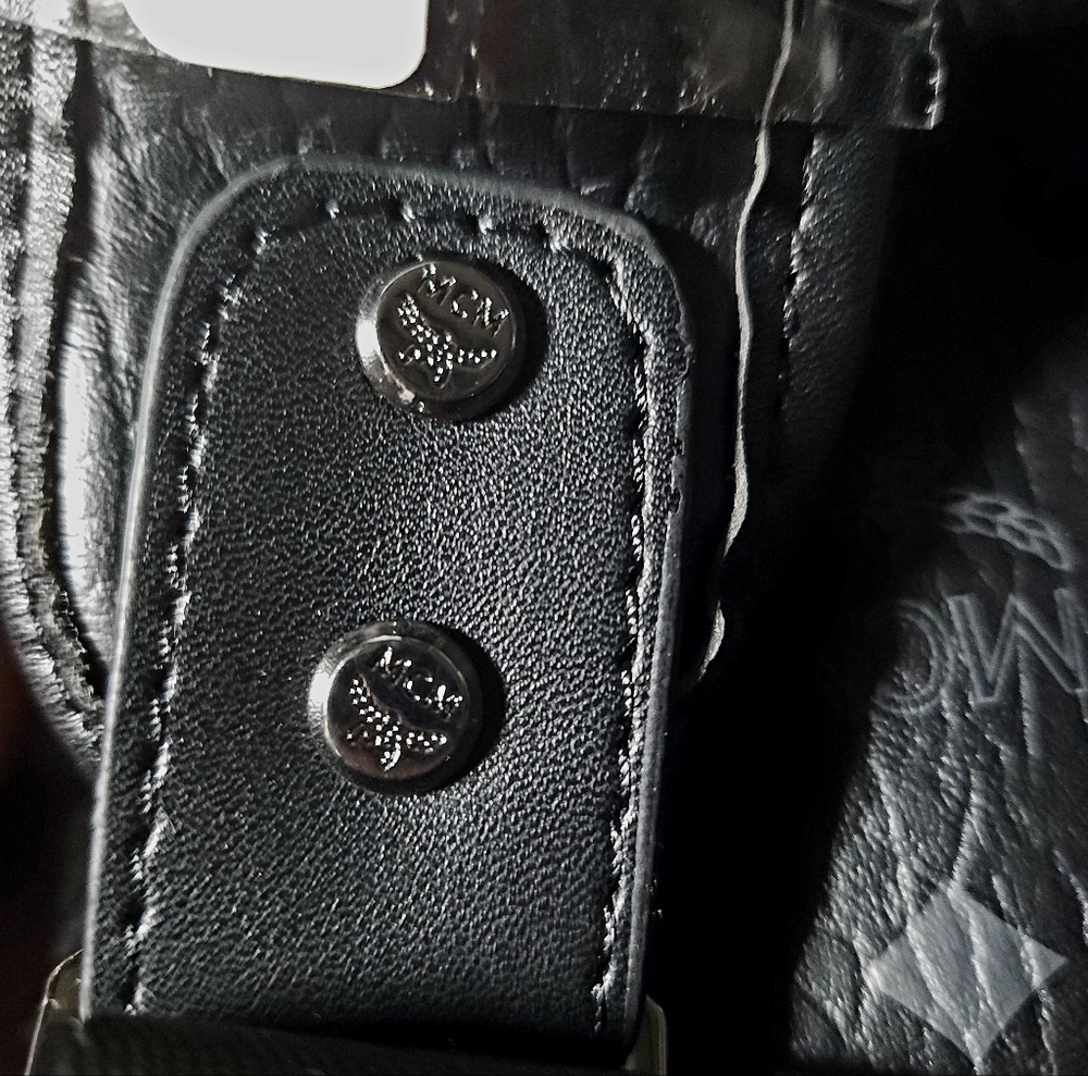 MCM stark Studded Backpack Nwt Still Has Blue  Protective Film Never Used - Picture 4 of 12